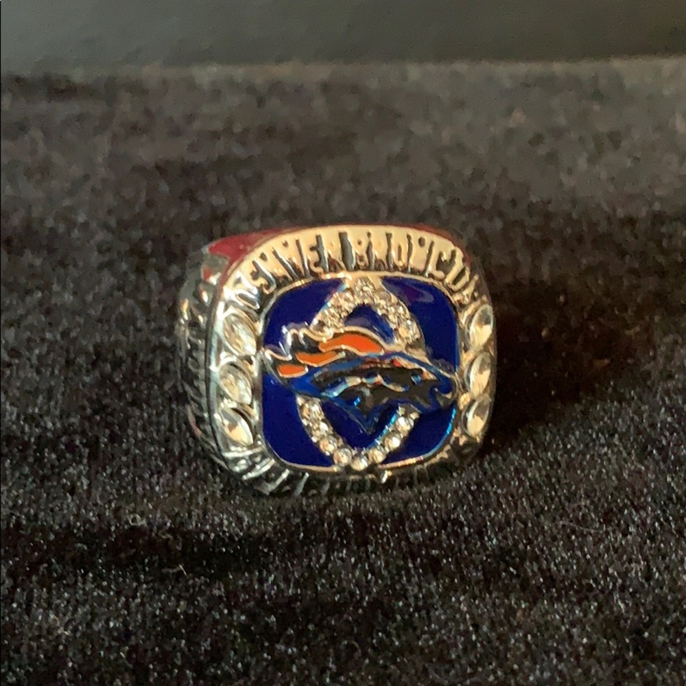 Denver Broncos Size 11 AFC World Championship Ring